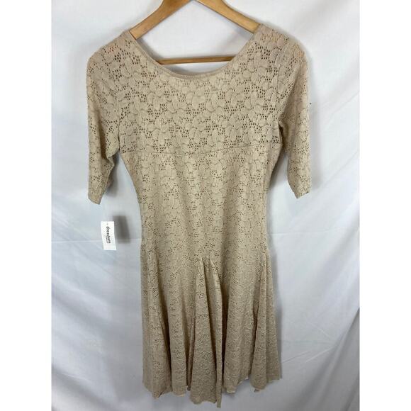 NWT Dressbarn Floral Knit Dress Tan Size 4 - Picture 7 of 7